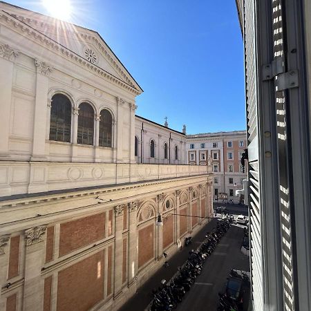 Roma Termini Apartment - Via Vicenza By Ghor Luaran gambar