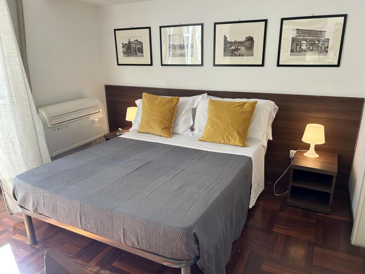 Roma Termini Apartment - Via Vicenza By Ghor Luaran gambar