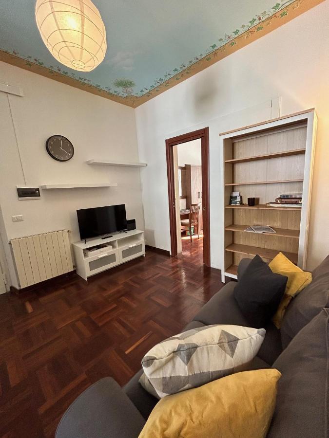 Roma Termini Apartment - Via Vicenza By Ghor Luaran gambar