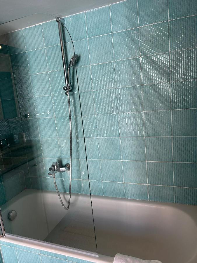 Roma Termini Apartment - Via Vicenza By Ghor Luaran gambar